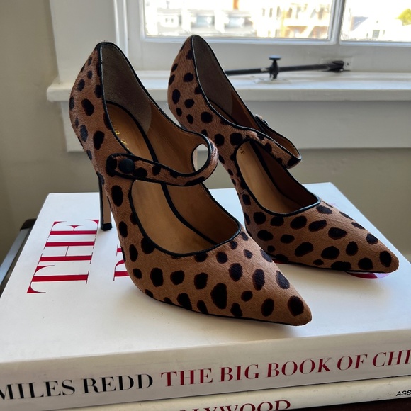 Pour La Victoire Case Camel Spotted Mary Janes - Picture 1 of 3